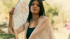 Miya Cech interprète Toph dans la série Avatar : portrait de l’actrice